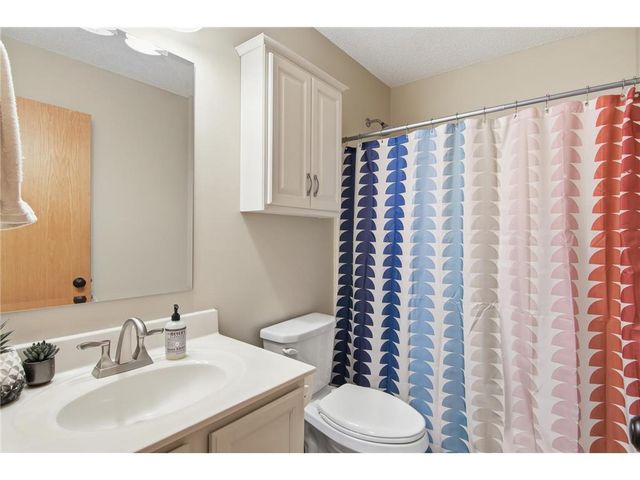 9953 Starlight Drive, Saint Paul, MN 55125