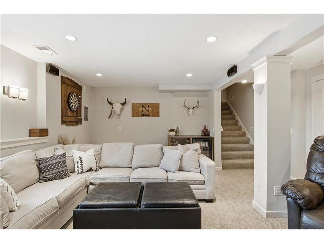 9953 Starlight Drive, Saint Paul, MN 55125