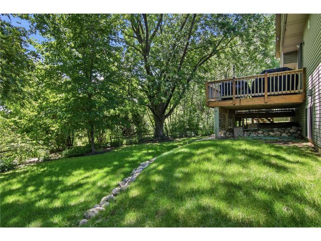 9953 Starlight Drive, Saint Paul, MN 55125