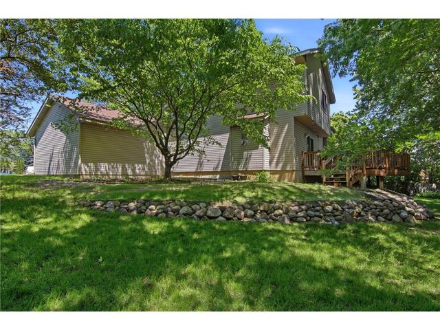 9953 Starlight Drive, Saint Paul, MN 55125