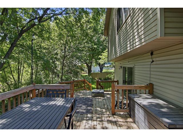 9953 Starlight Drive, Saint Paul, MN 55125