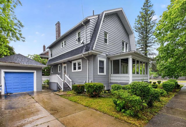 1118 E Holland Avenue, Saginaw, MI 48601