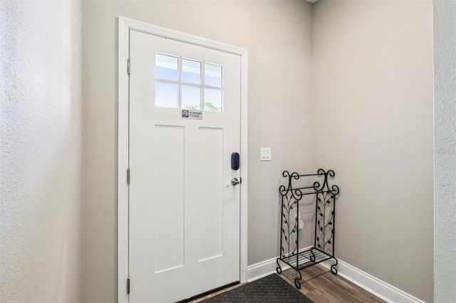 1108 FOX LAKE DRIVE, Lakeland, FL 33809