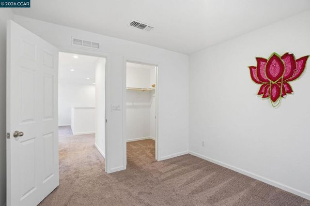 864 Bewick Dr, Lathrop, CA 95330