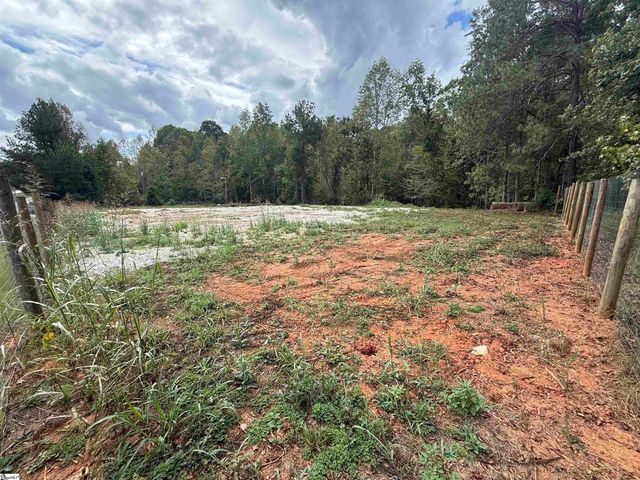 9000 U.S. 221 Highway, Woodruff, SC 29388