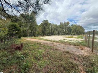 9000 U.S. 221 Highway, Woodruff, SC 29388