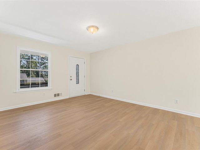 6371 Westbury Road, Riverdale, GA 30274