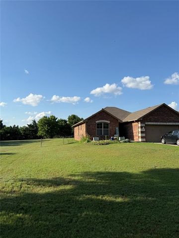 1751 E Lily Lane, Mustang, OK 73064