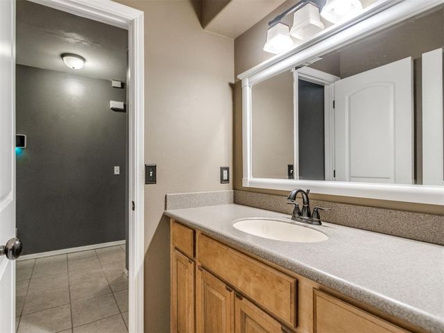 1129 Hawthorne Drive, Oklahoma City, OK 73110