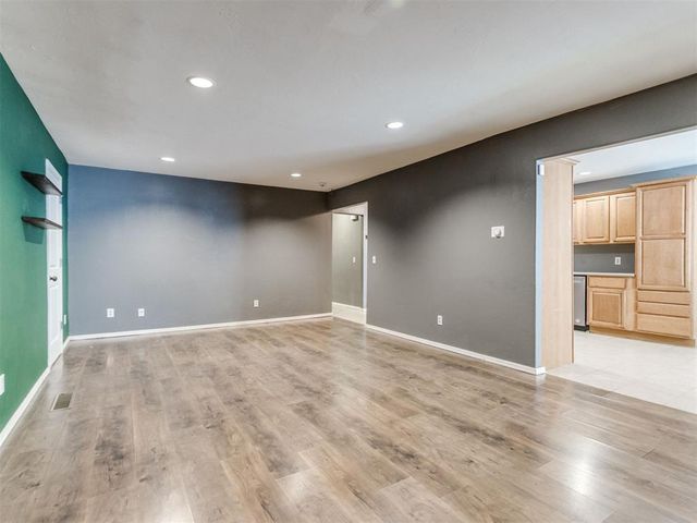 1129 Hawthorne Drive, Oklahoma City, OK 73110