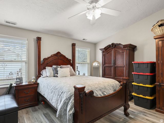 1075 W 4175 S, Riverdale, UT 84405