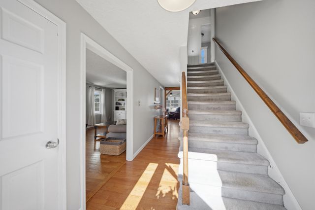 340 N Gate Road, Manchester, NH 03104