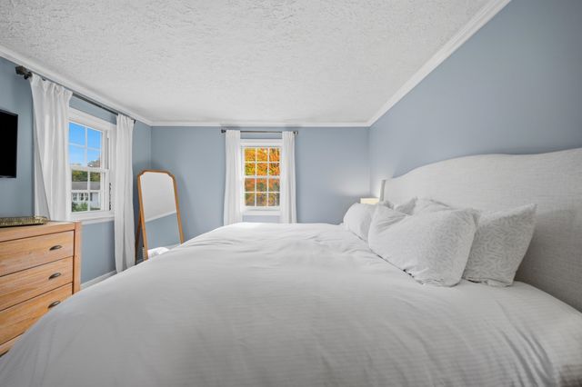 340 N Gate Road, Manchester, NH 03104