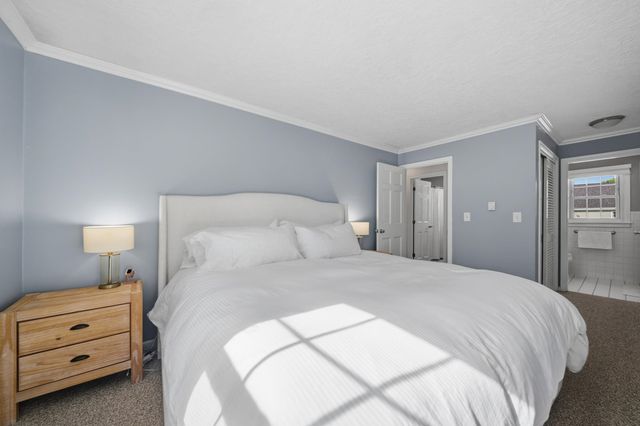 340 N Gate Road, Manchester, NH 03104