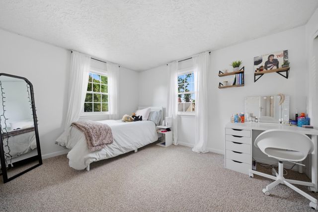 340 N Gate Road, Manchester, NH 03104