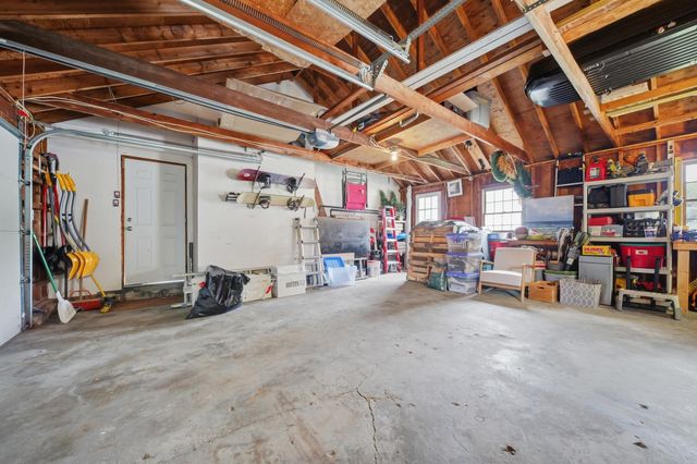340 N Gate Road, Manchester, NH 03104
