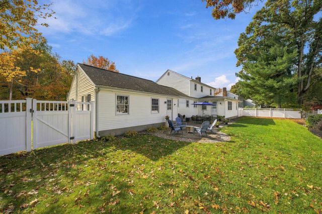340 N Gate Road, Manchester, NH 03104