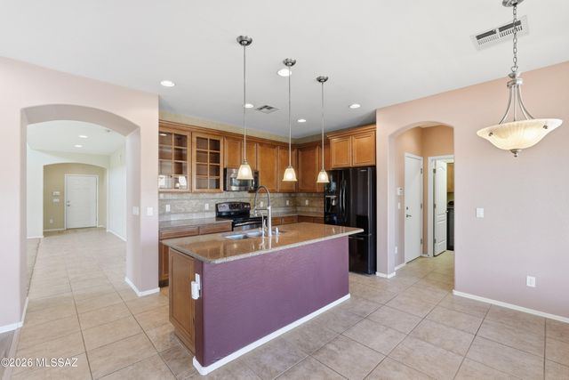 262 S San Marino Loop, Casa Grande, AZ 85194