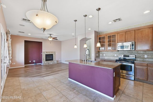 262 S San Marino Loop, Casa Grande, AZ 85194
