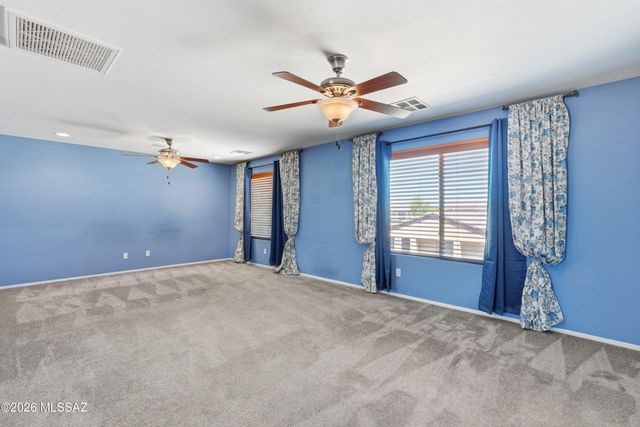 262 S San Marino Loop, Casa Grande, AZ 85194