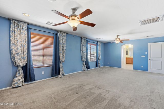 262 S San Marino Loop, Casa Grande, AZ 85194