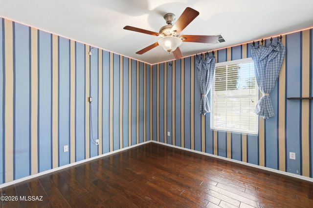 262 S San Marino Loop, Casa Grande, AZ 85194