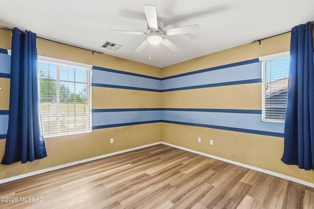 262 S San Marino Loop, Casa Grande, AZ 85194