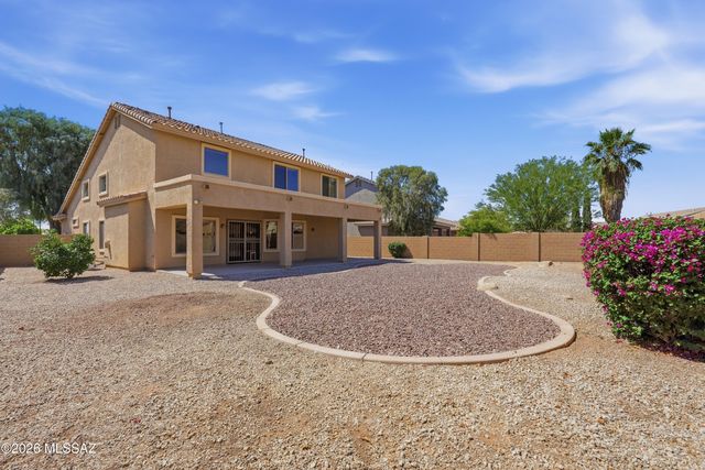 262 S San Marino Loop, Casa Grande, AZ 85194