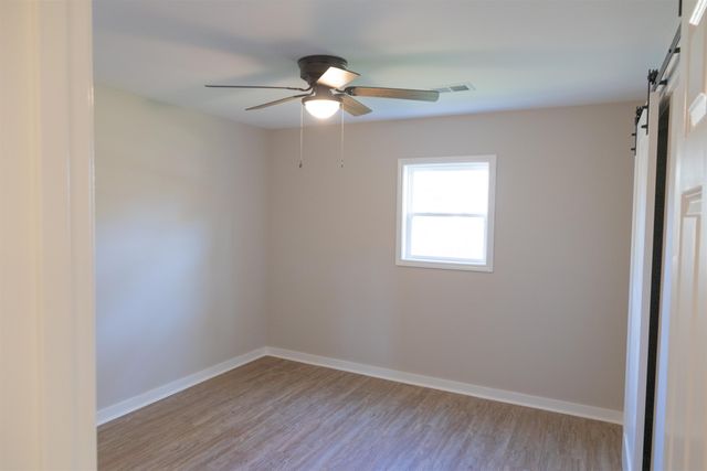 304 Scenic View Rd Drive, Chesnee, SC 29323