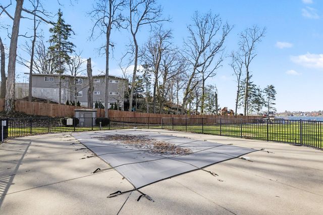 3 Hiawatha Cove Trail 2, Battle Creek City, MI 49015