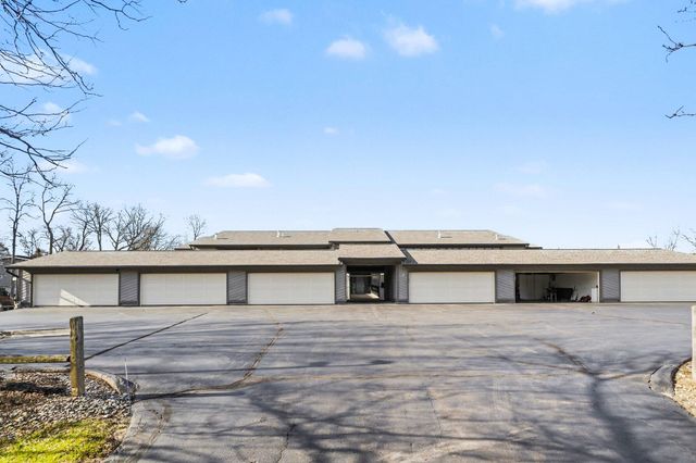 3 Hiawatha Cove Trail 2, Battle Creek City, MI 49015