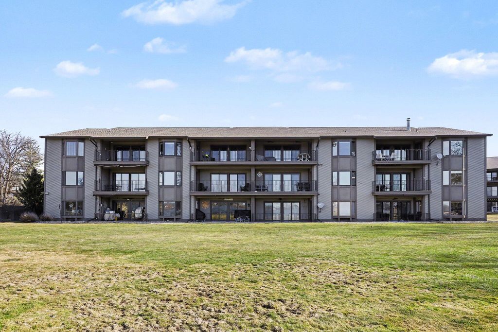 3 Hiawatha Cove Trail 2, Battle Creek City, MI 49015