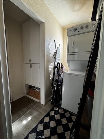 977 W Hays, Banning, CA 92220