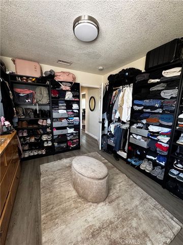977 W Hays, Banning, CA 92220
