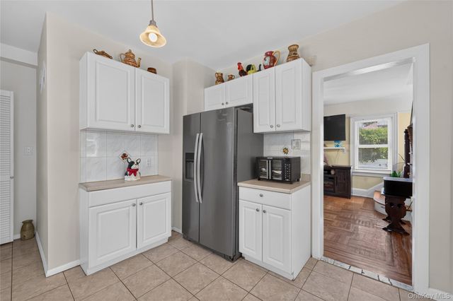 22118 110th Avenue, Queens Village, NY 11429
