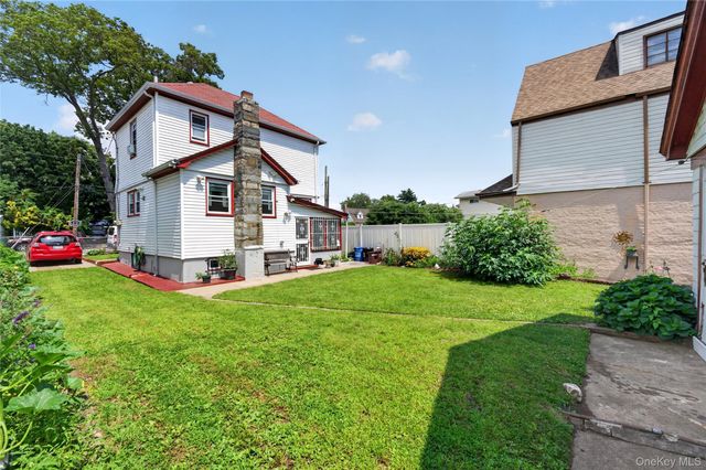 22118 110th Avenue, Queens Village, NY 11429