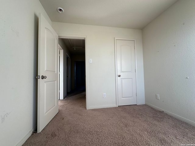 10950 MONTEREY PIKE, Converse, TX 78109