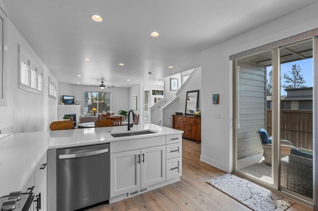 4649 SW 36th Street, Redmond, OR 97756