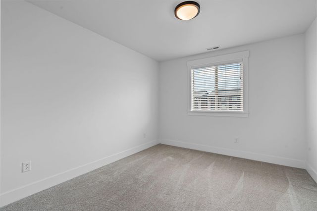 4649 SW 36th Street, Redmond, OR 97756