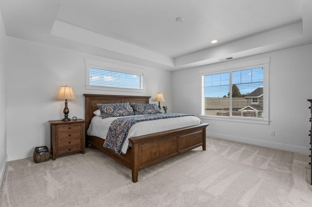 4649 SW 36th Street, Redmond, OR 97756