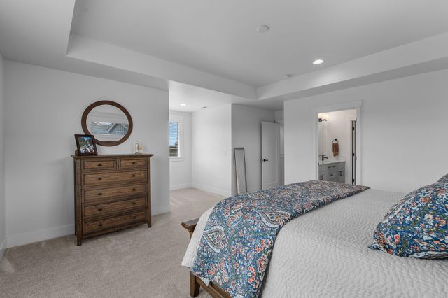 4649 SW 36th Street, Redmond, OR 97756