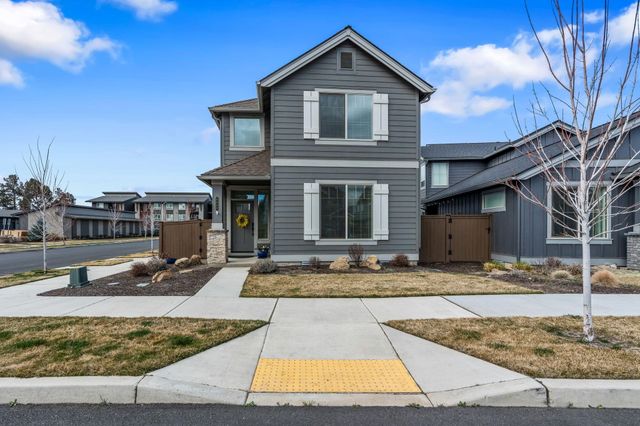 4649 SW 36th Street, Redmond, OR 97756