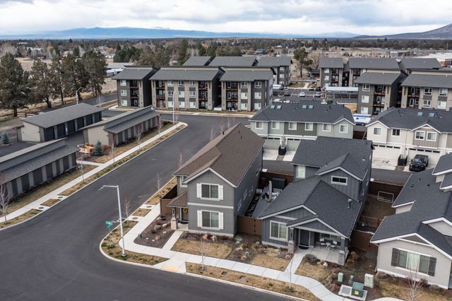 4649 SW 36th Street, Redmond, OR 97756