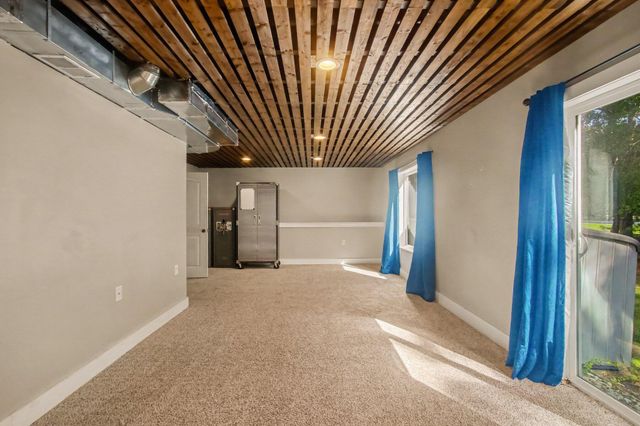 809 Ashlee Drive, Norton Shores, MI 49441