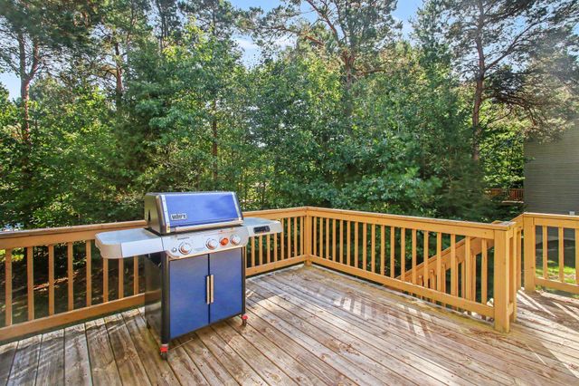 809 Ashlee Drive, Norton Shores, MI 49441