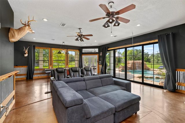 3023 Mandale Road, Friendswood, TX 77546