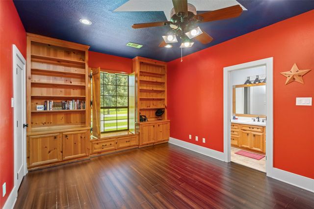 3023 Mandale Road, Friendswood, TX 77546