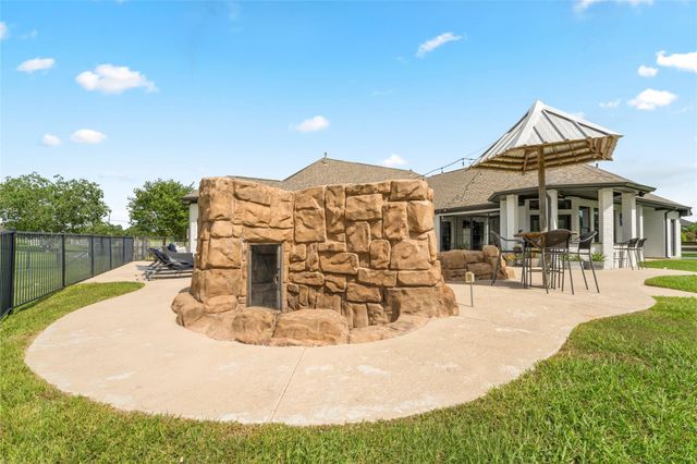 3023 Mandale Road, Friendswood, TX 77546