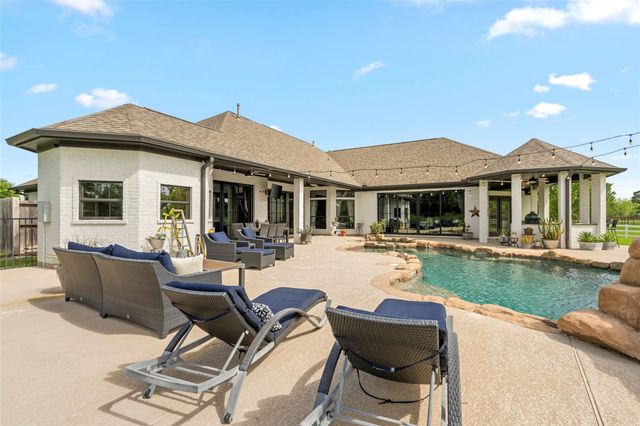 3023 Mandale Road, Friendswood, TX 77546