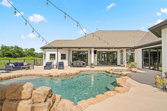 3023 Mandale Road, Friendswood, TX 77546